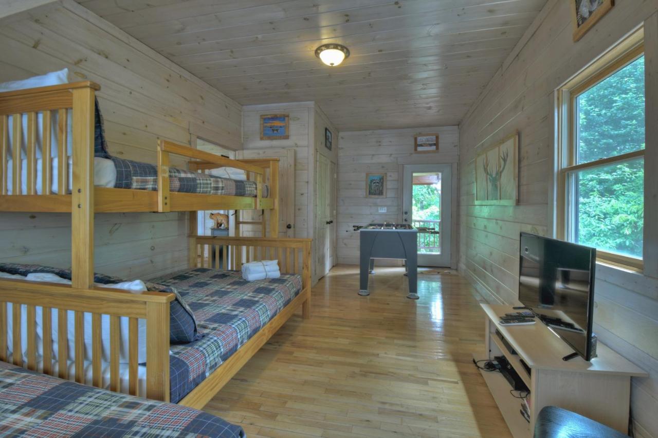 Champagne Chalet - Cuddleup Villa Morganton Ngoại thất bức ảnh